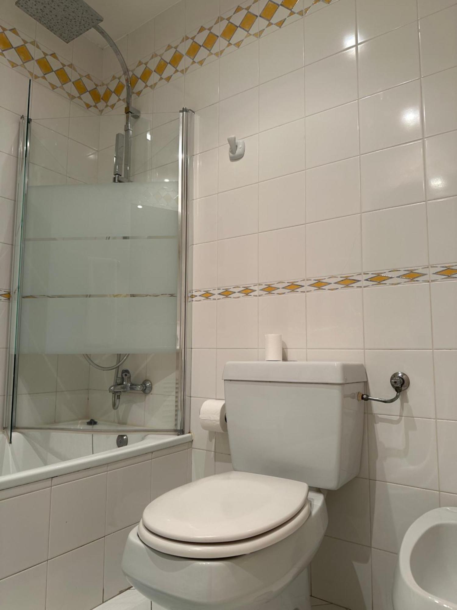 Bellavista Modern Comfort, 3 Balcony, Family Apartment With Wi-Fi อัลบูเฟรา ภายนอก รูปภาพ